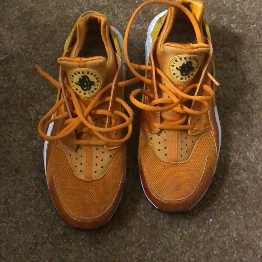 Huaraches size 8